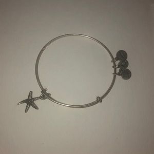 Alex & Ani starfish wire bangle